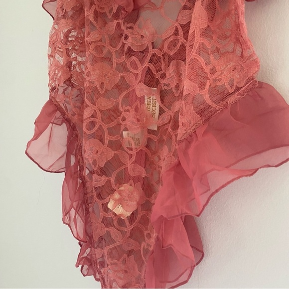 Vintage Victoria’s Secret Gold Tag Lace Teddy Size M with tag - Picture 2 of 10